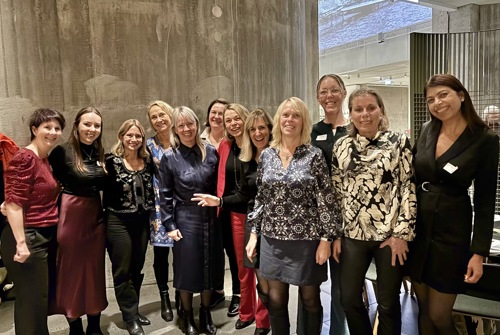 Dagens NEW styre sammen med de første styremedlemmene  